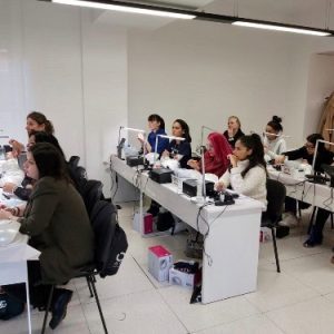 Classe corso ricostruzione unghie