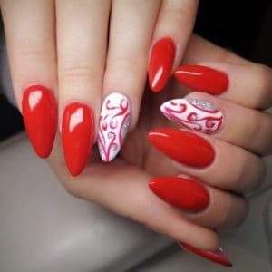 Nail Art unghie rosse