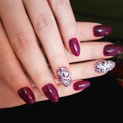 Unghie bordeaux con nail art - lavoro Master nail Revolution